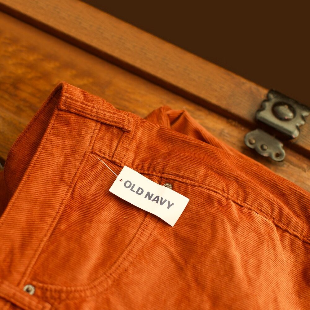 Plus Size Corduroy Pants / Size 24 / Made very wide for a size 24 / OLD NAVY /